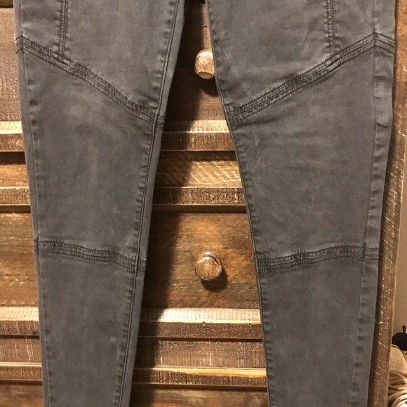 American Eagle denim jeggings - Picture 2 of 3